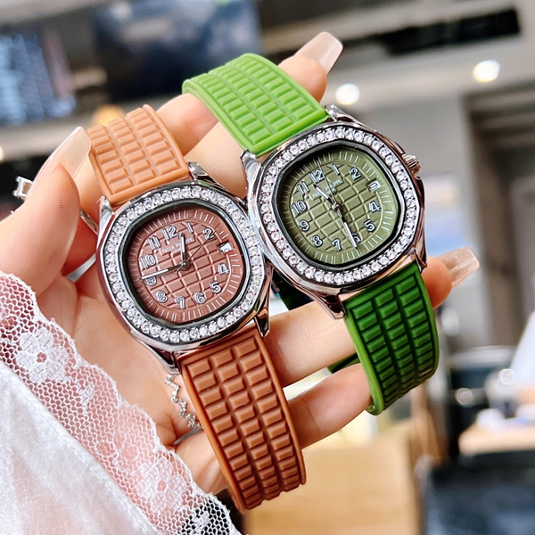 ブランド時計全体デザイン